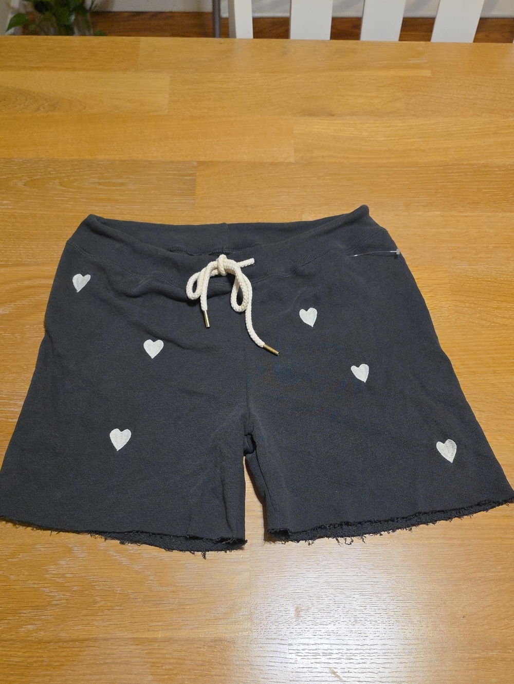 THE GREAT Sweat Shorts with Embroidered Hearts Size 2 NWOT